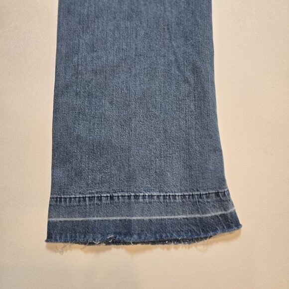 Gap High Rise Wide Leg Trouser Jeans Light Indigo Blue 27 4R Raw Hem 760313-00 - Picture 9 of 13